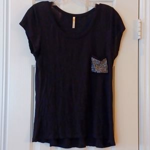 *Black Tee Studded Pocket XL Jr